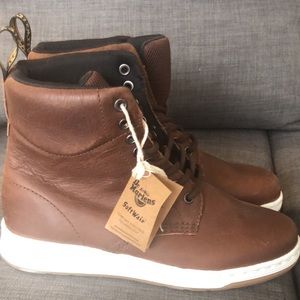 Doc Martens Rigal Boot in Tan